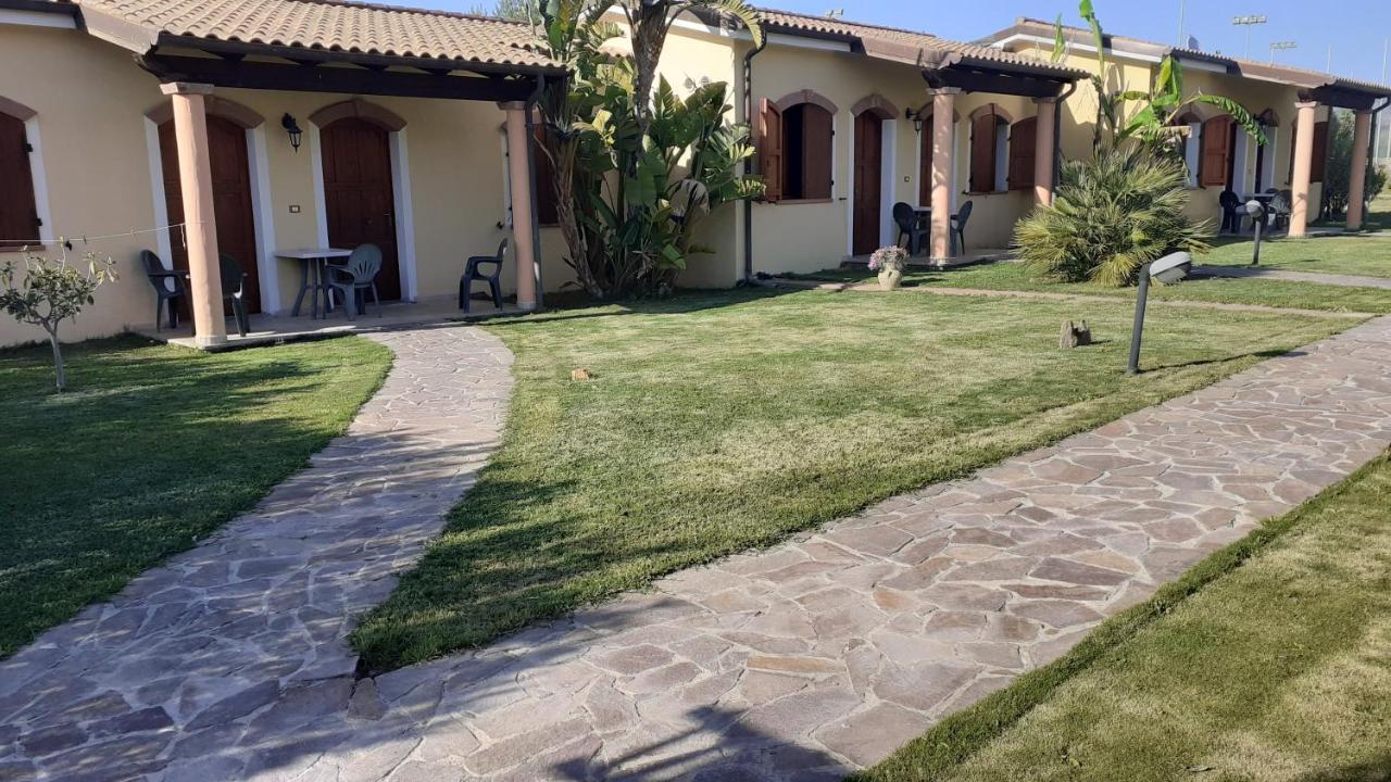 Hotel Perda Rubia San Giovanni Suergiu Exterior photo